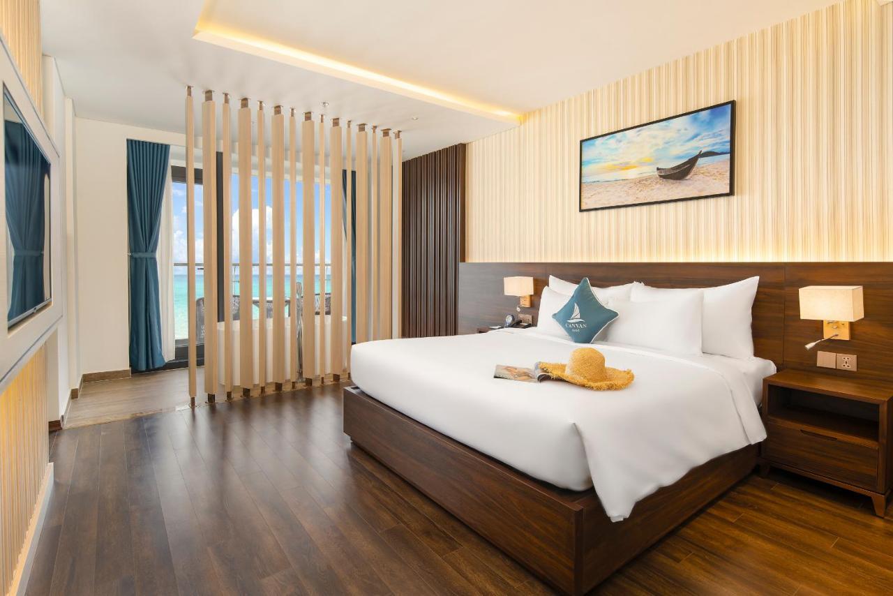 Canvas Danang Beach Hotel Zewnętrze zdjęcie