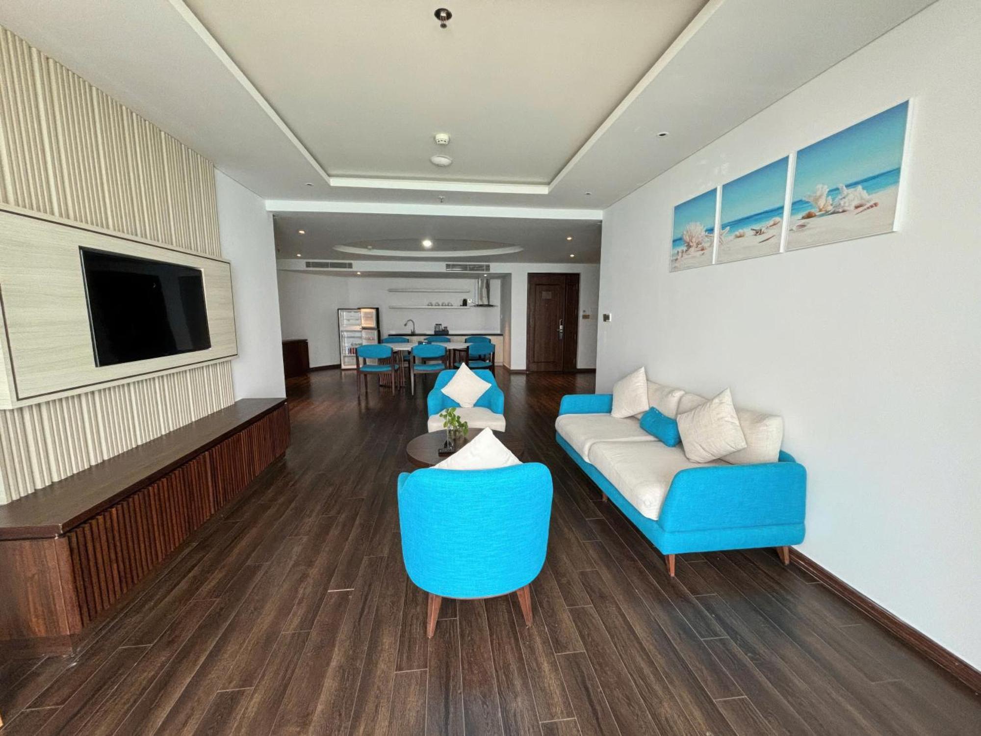 Canvas Danang Beach Hotel Zewnętrze zdjęcie