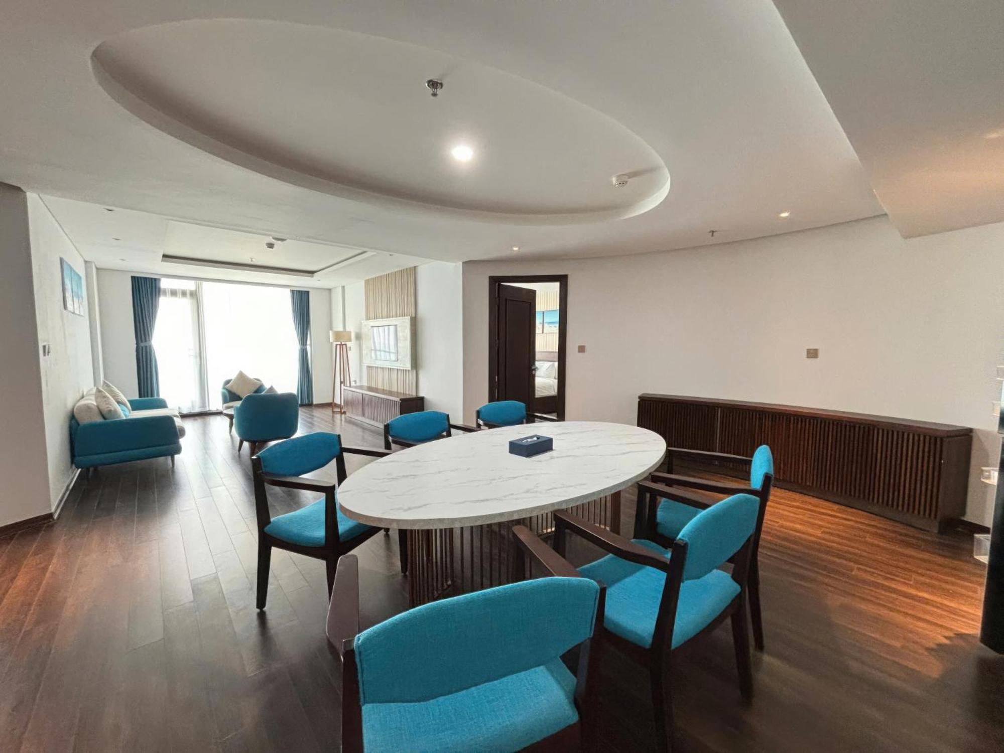 Canvas Danang Beach Hotel Zewnętrze zdjęcie