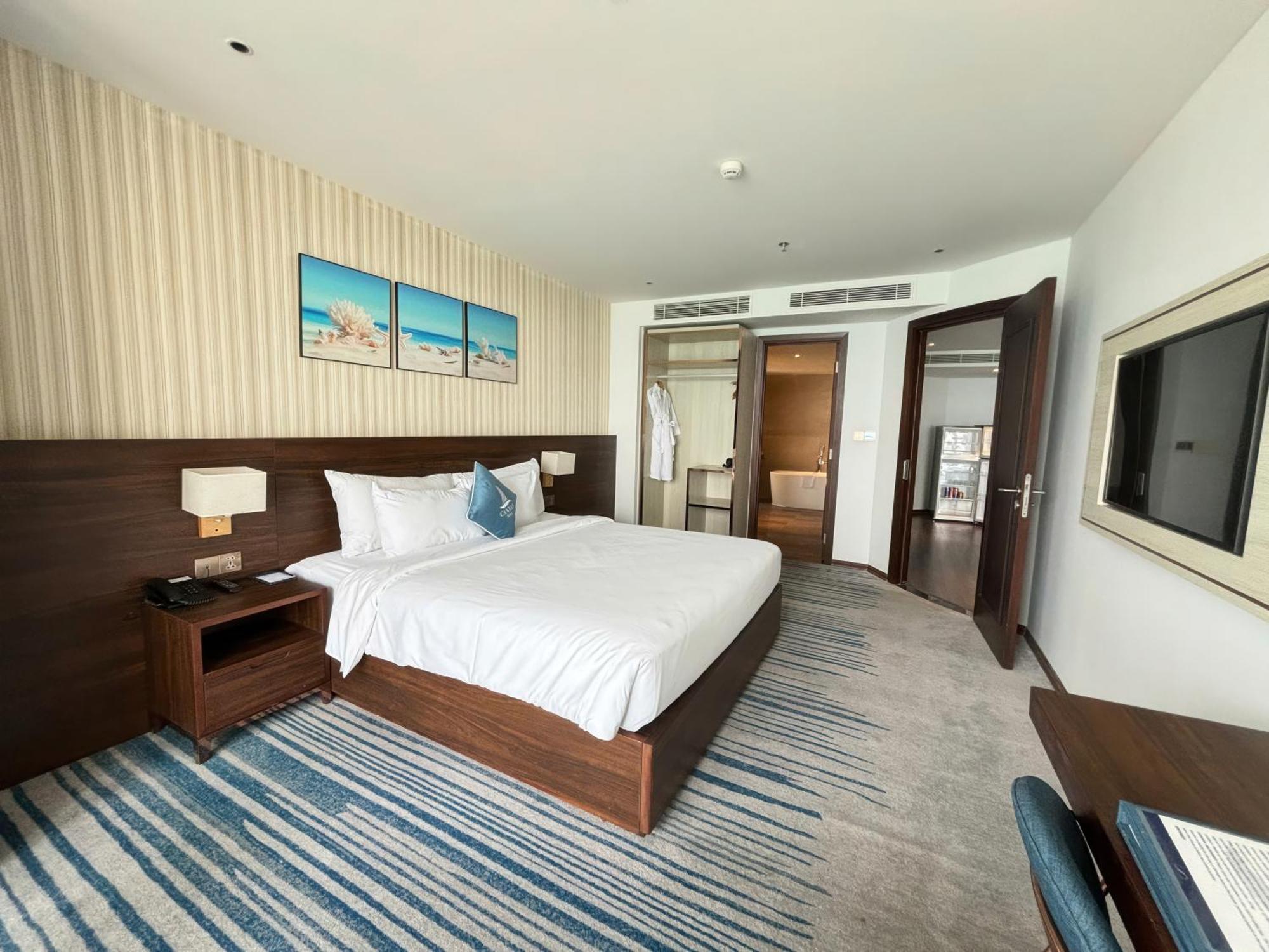 Canvas Danang Beach Hotel Zewnętrze zdjęcie