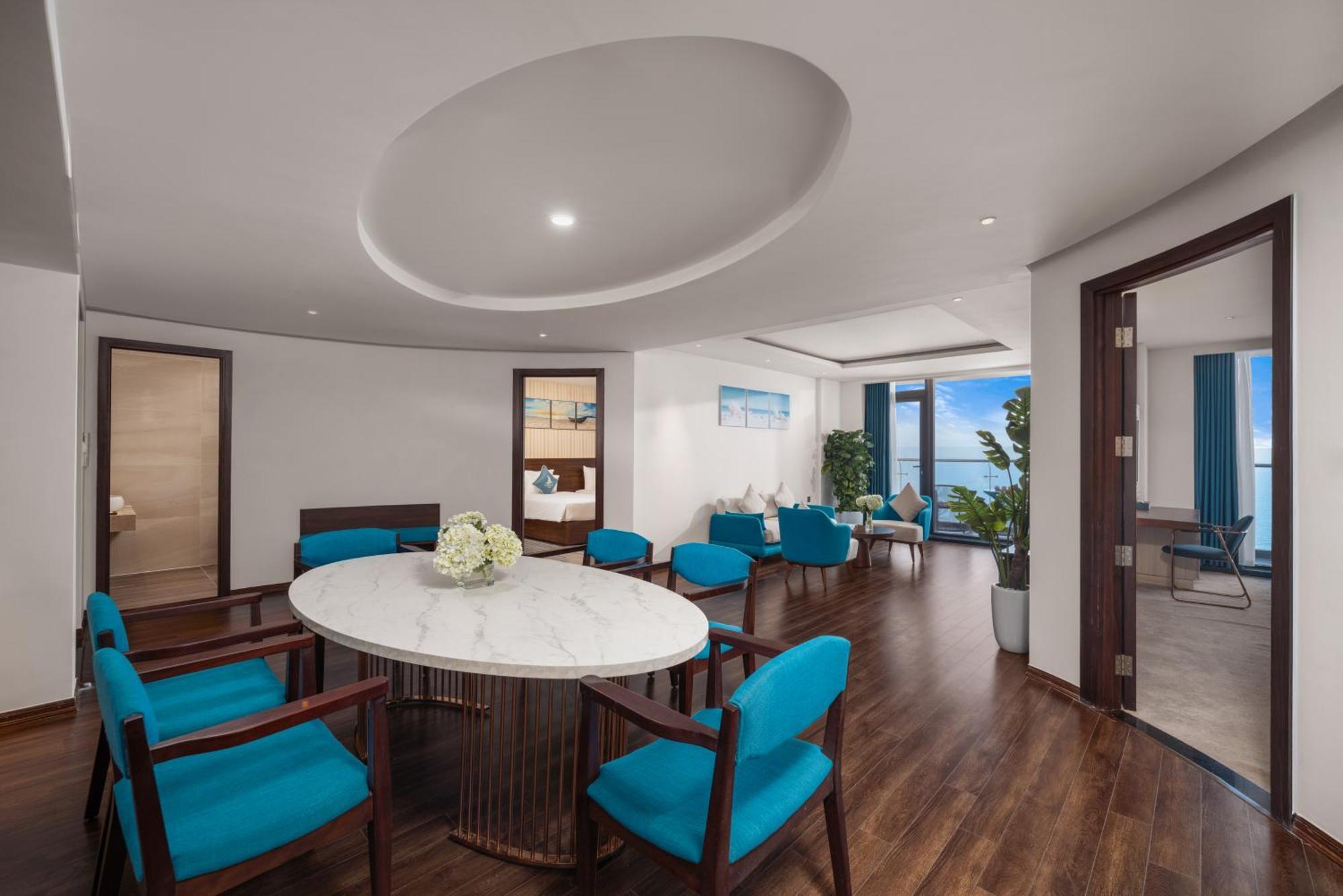 Canvas Danang Beach Hotel Zewnętrze zdjęcie