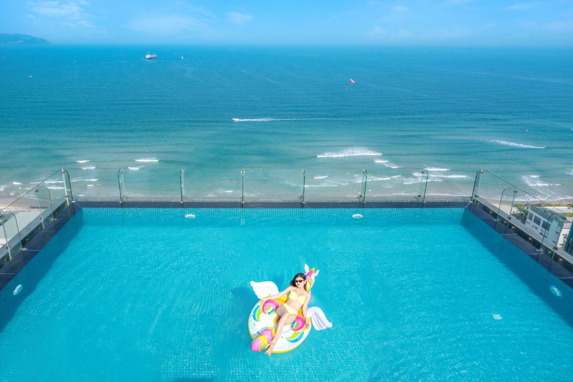 Canvas Danang Beach Hotel Zewnętrze zdjęcie